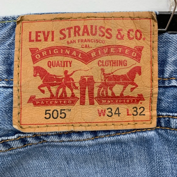 Vintage Levi’s 505 Jeans w/ Hand painted Hippy Floral and Mushrooms - Picture 8 of 8
